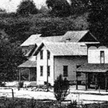 An older photo of the Anderson House. Today it is bright yellow and a fixture of downtown Omena. An older photo of the Anderson House. Today it is bright yellow and a fixture of downtown Omena.