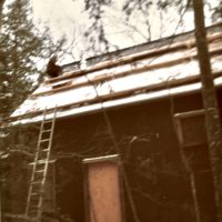 The roof shingles going up in the snow. Brrrrrrrrr! The roof shingles going up in the snow. Brrrrrrrrr!